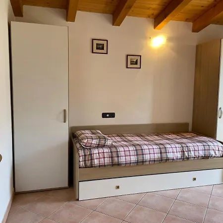 Casa Charlie Апартаменты Maccagno